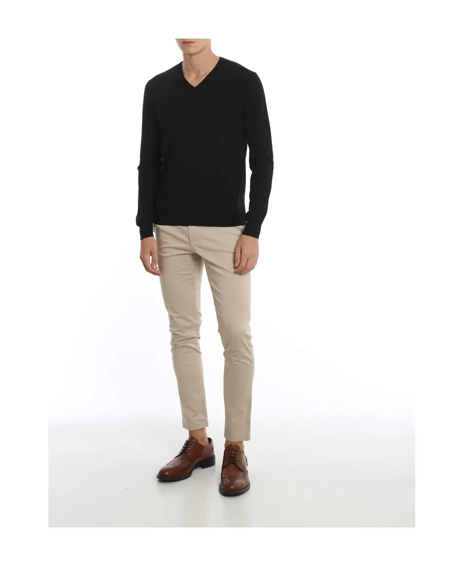 V-Neck Jumper