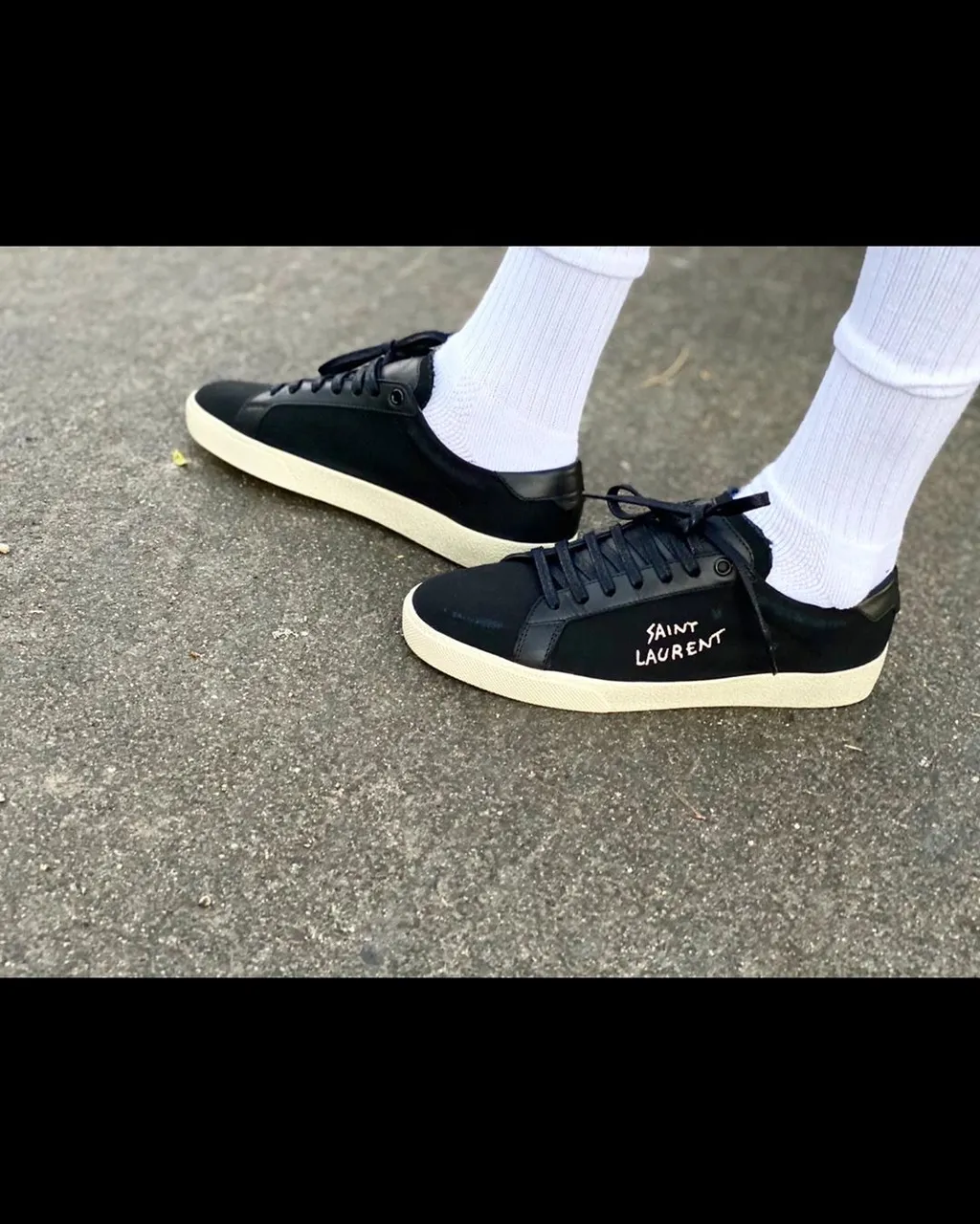 Court Classic Sneakers