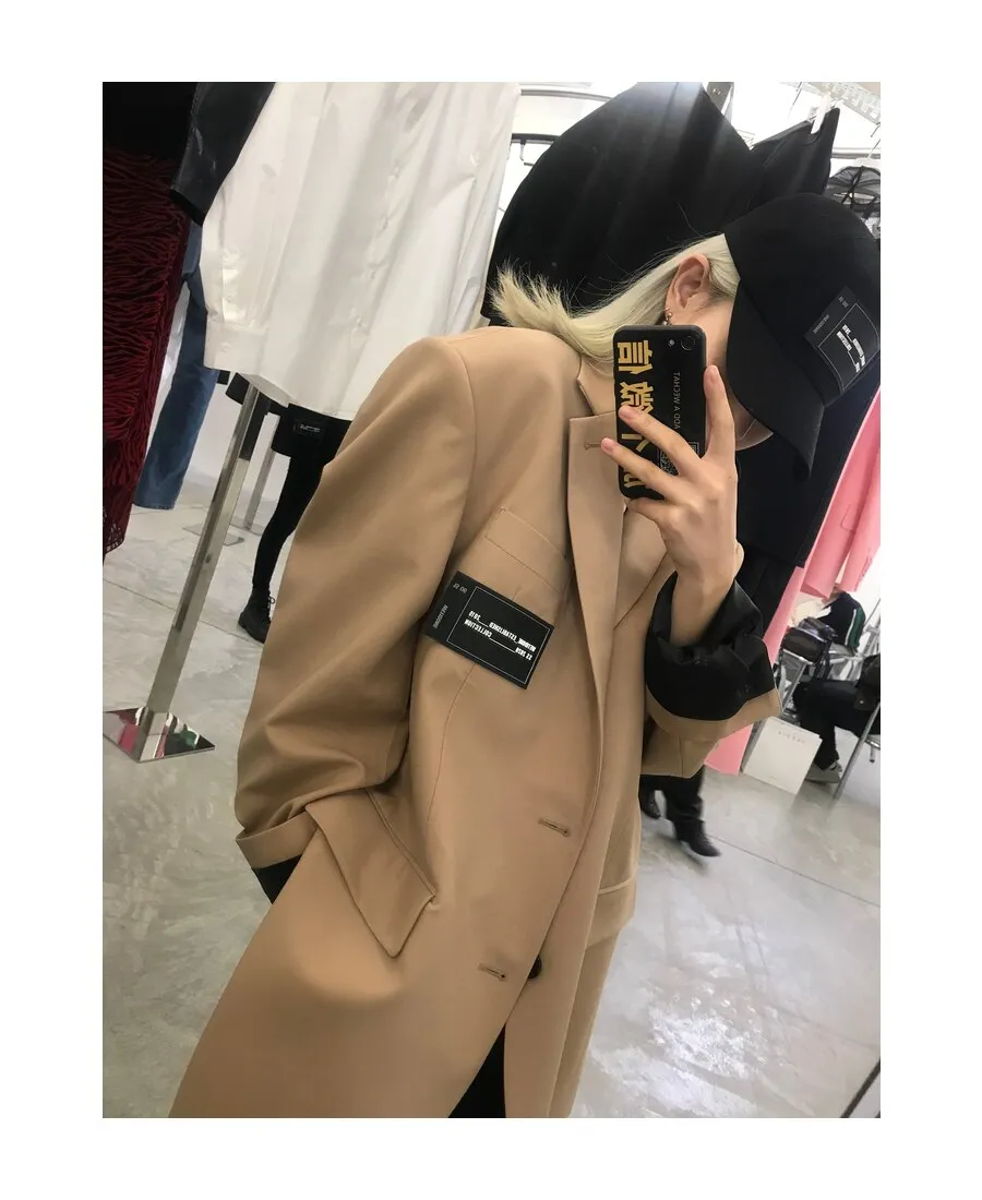 Logo-Patch Single-Breasted Blazer