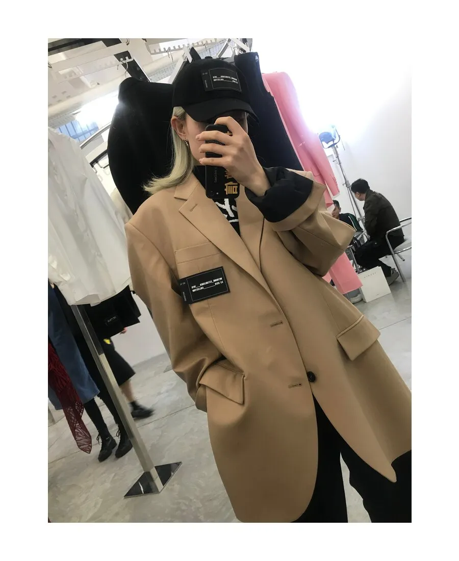 Logo-Patch Single-Breasted Blazer