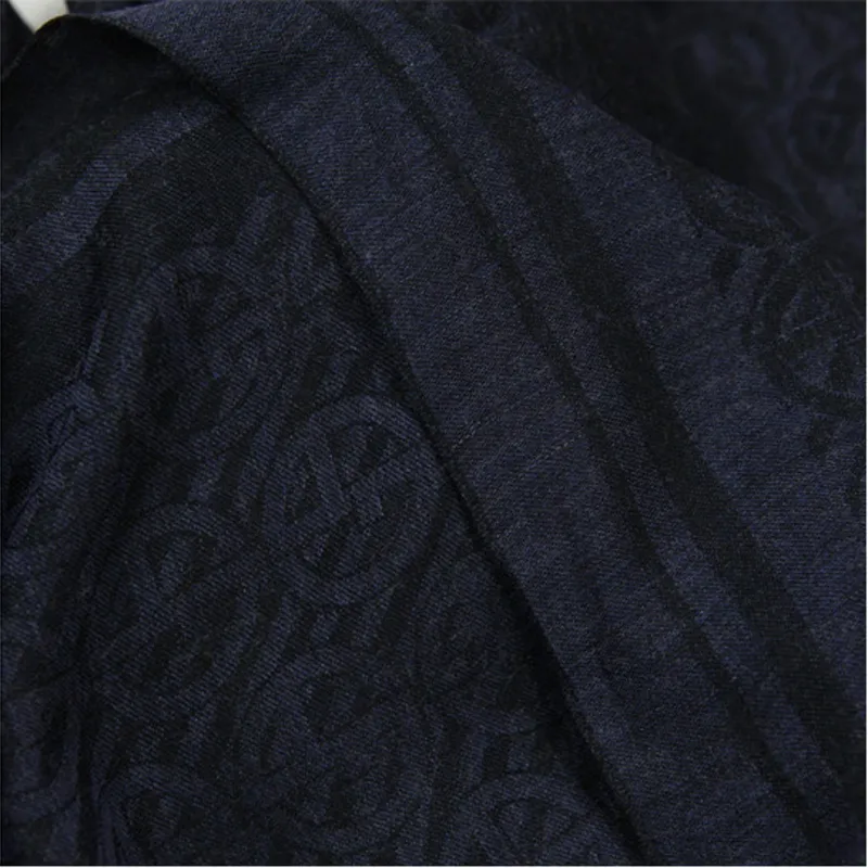 Logo Scarf