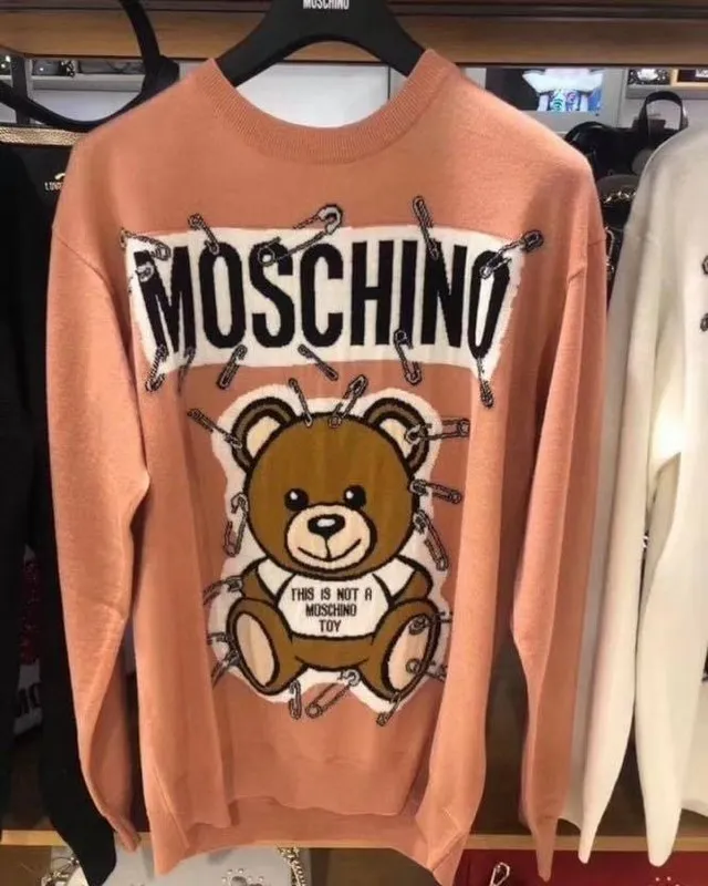 Logo Sweater