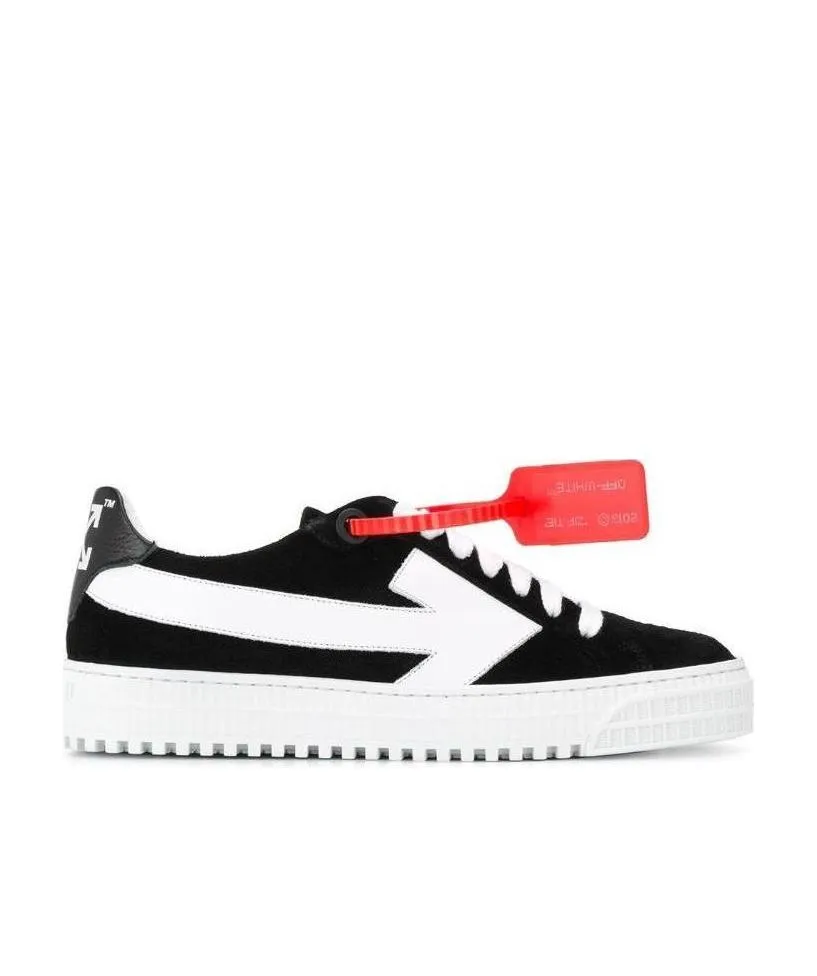 Arrow Low-Top Sneakers
