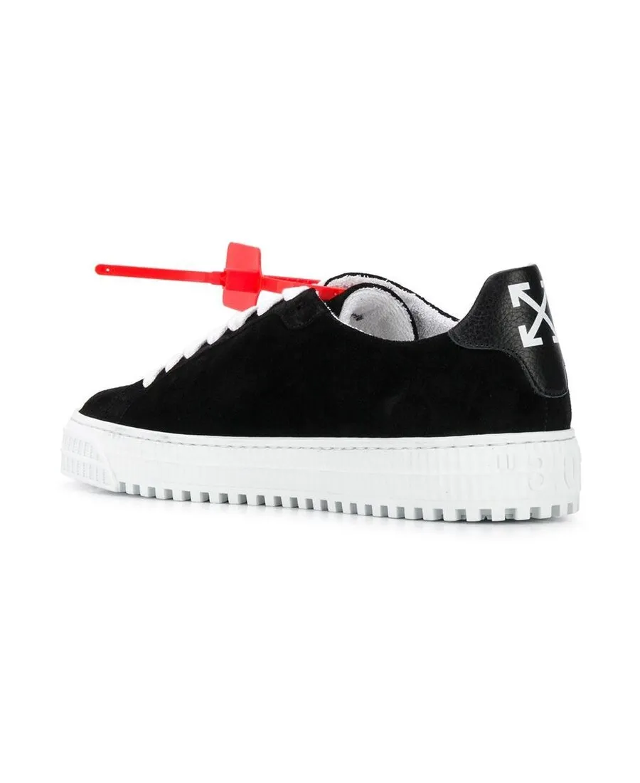 Arrow Low-Top Sneakers