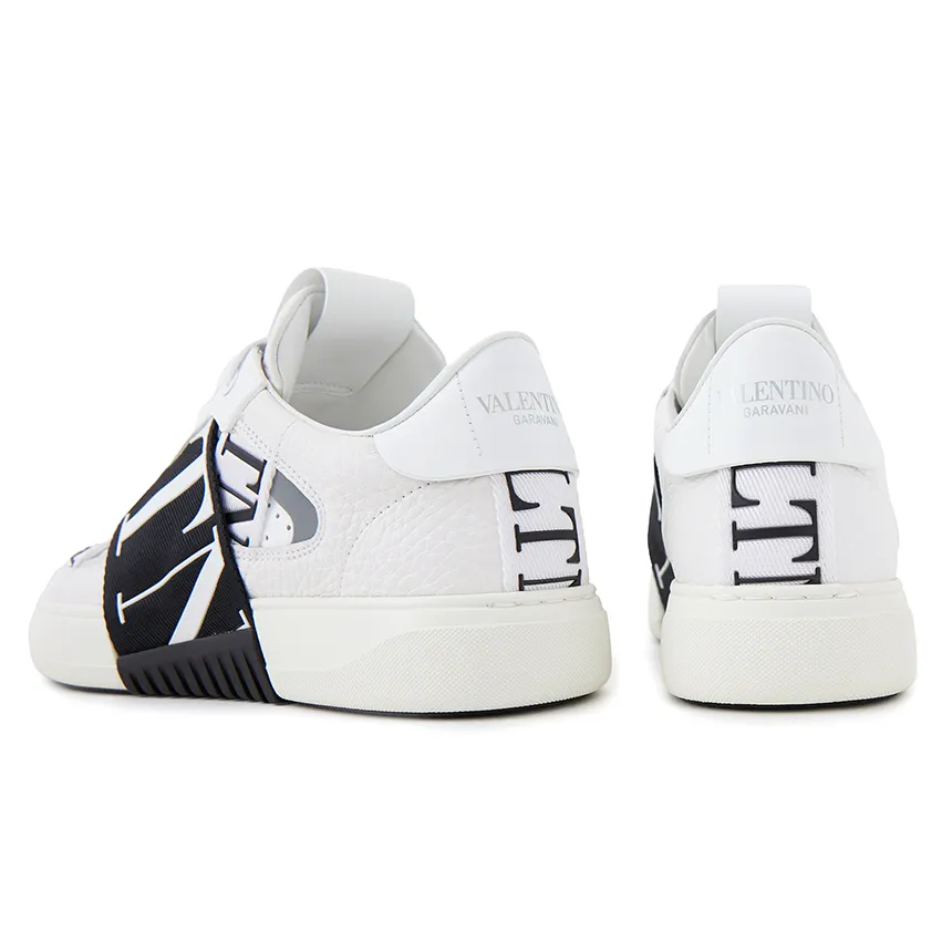 Valentino Vl7N Round Toe Lace-Up Sneakers