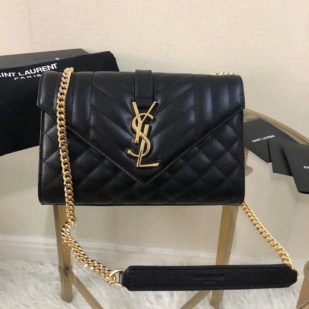 Saint Laurent Matelass Envelope Medium Shoulder Bag