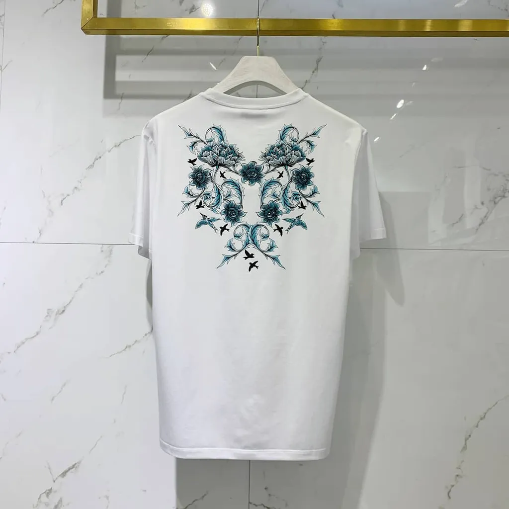 Graphic-Print T-Shirt