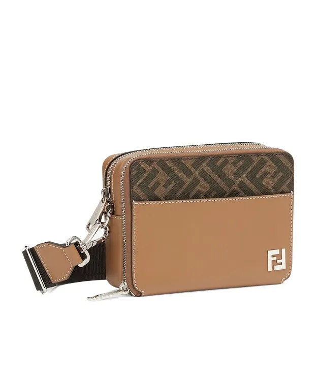 Fendi Logo Plaque Zipped Camera Case