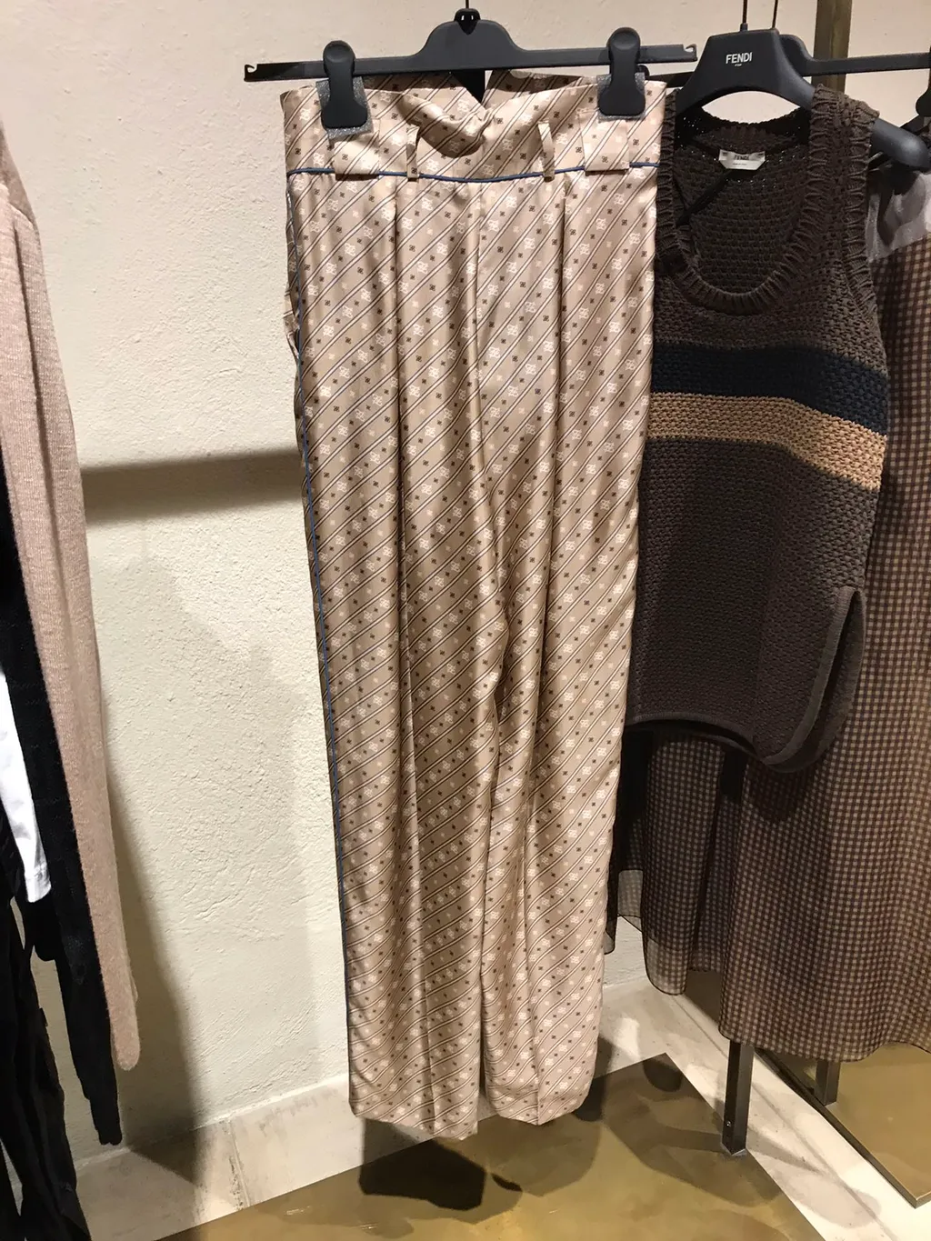 High-Waisted Karligraphy Motif Printed Trousers