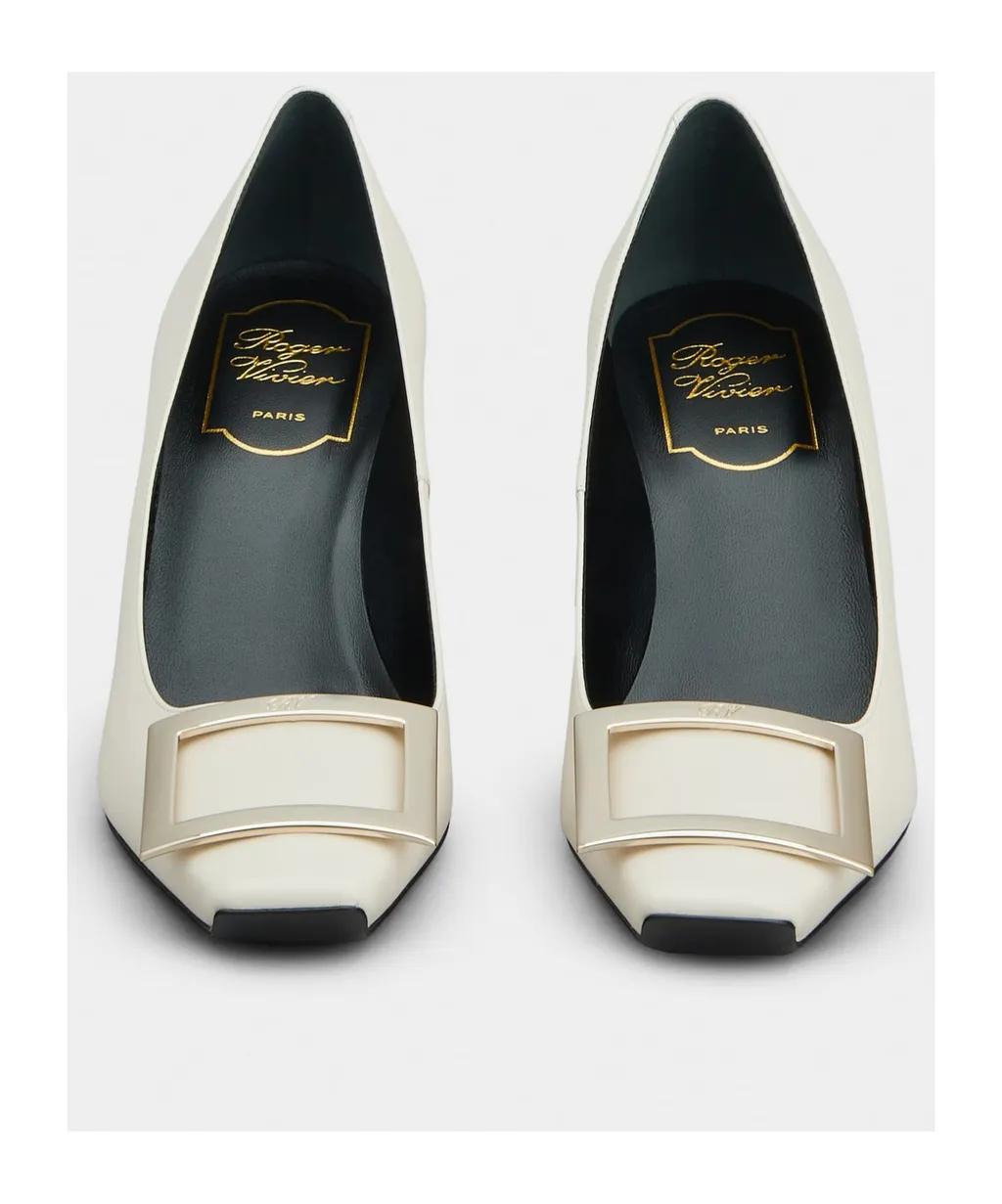 Roger Vivier Trompette Buckle Detailed Pumps
