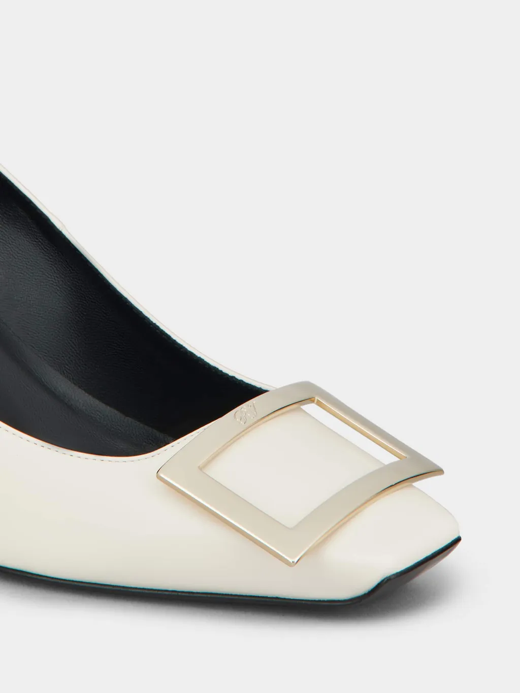 Roger Vivier Trompette Buckle Detailed Pumps