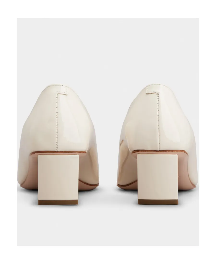 Roger Vivier Belle Vivier Buckle Pumps