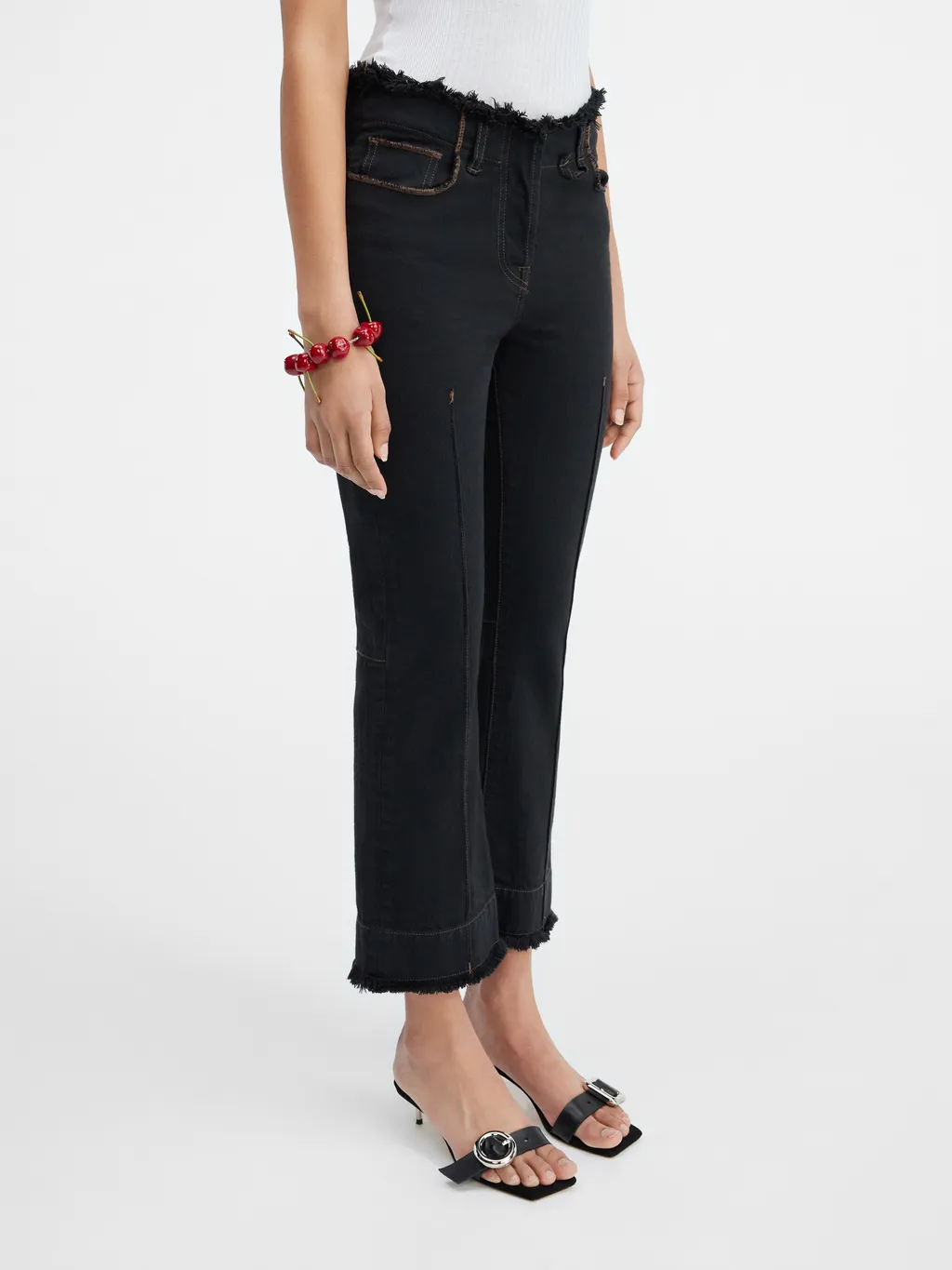 Jacquemus Frayed Cropped Jeans