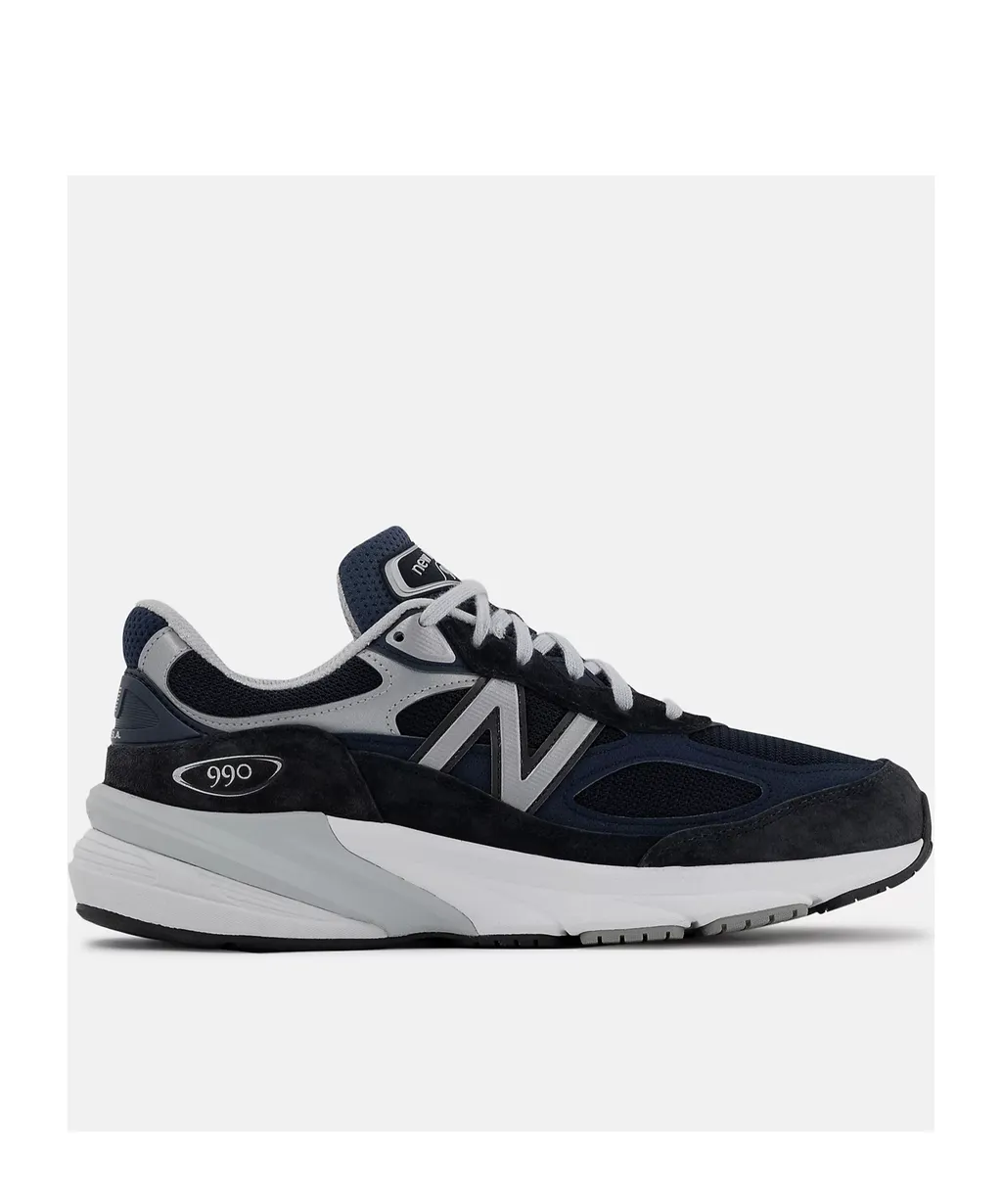 990V6 Sneakers