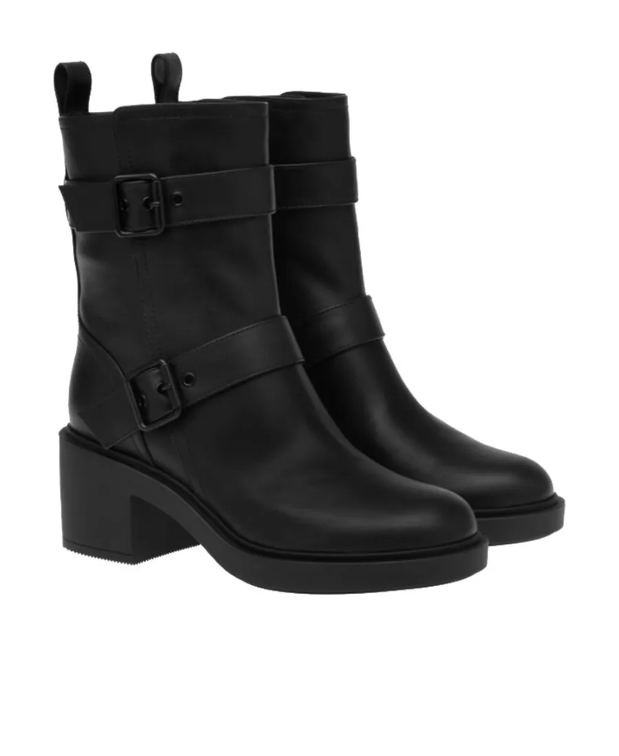 Buckle Short Boots