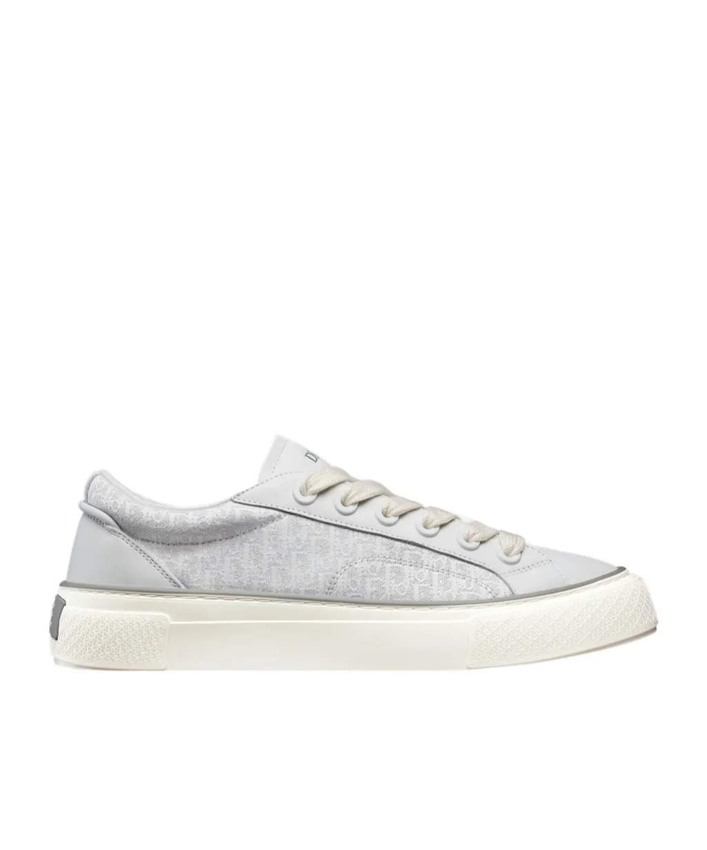 B33 Sneaker