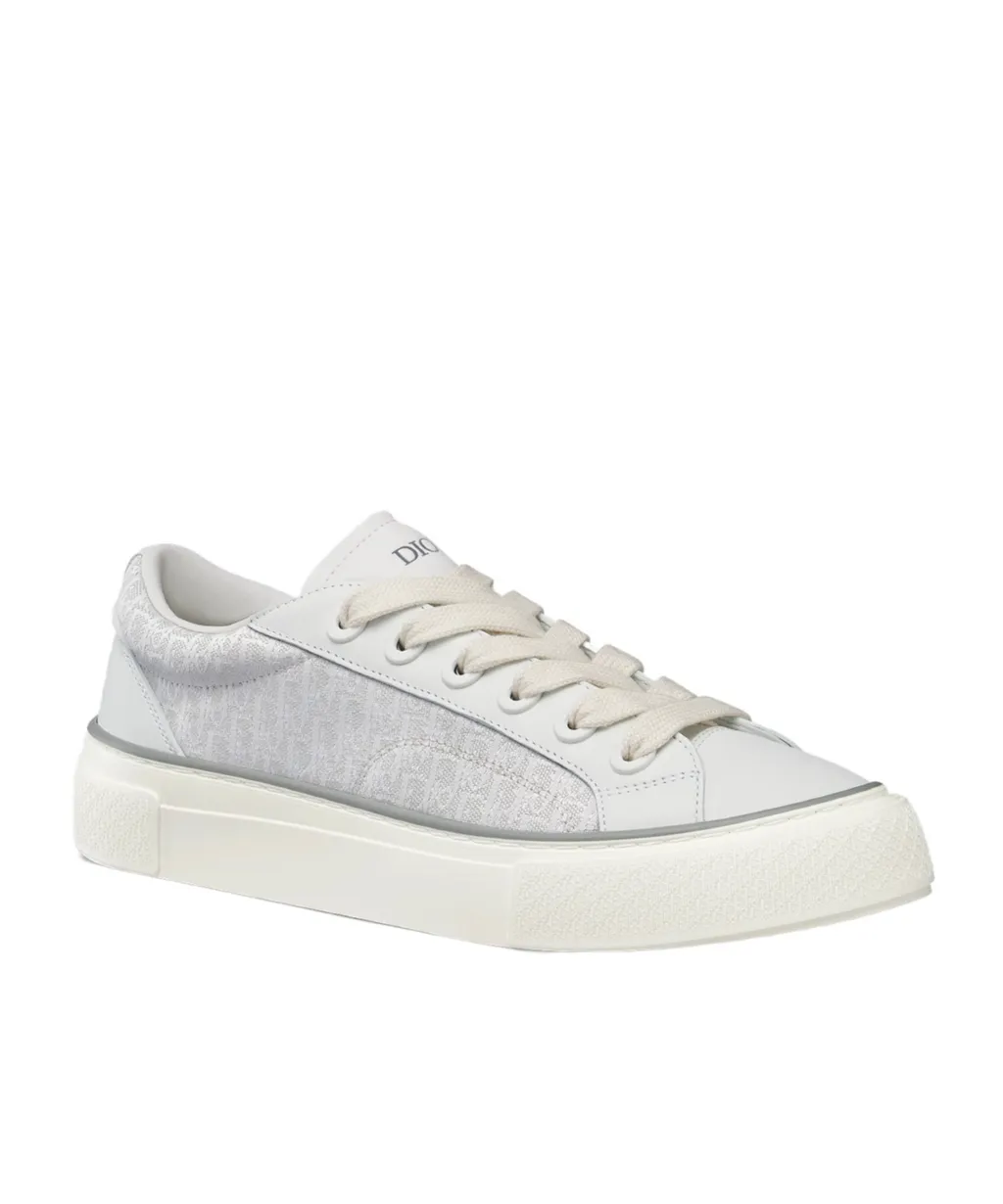 B33 Sneaker