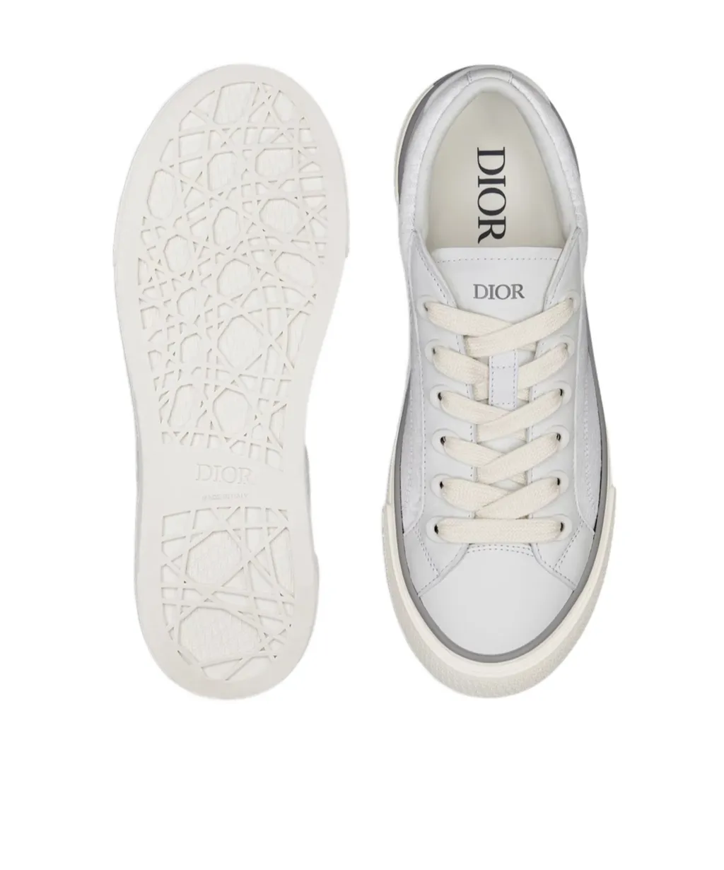 B33 Sneaker