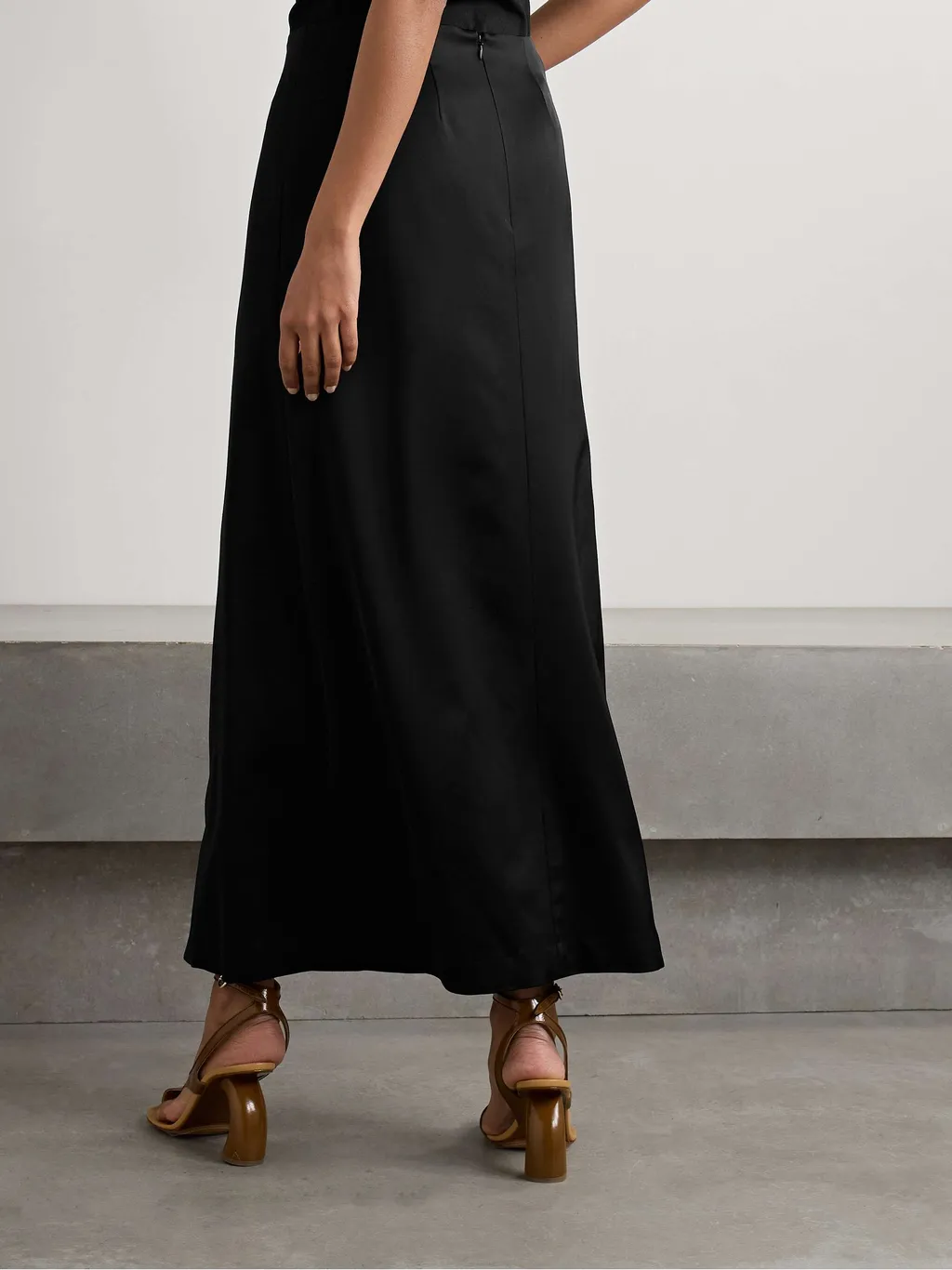 Slit Skirt