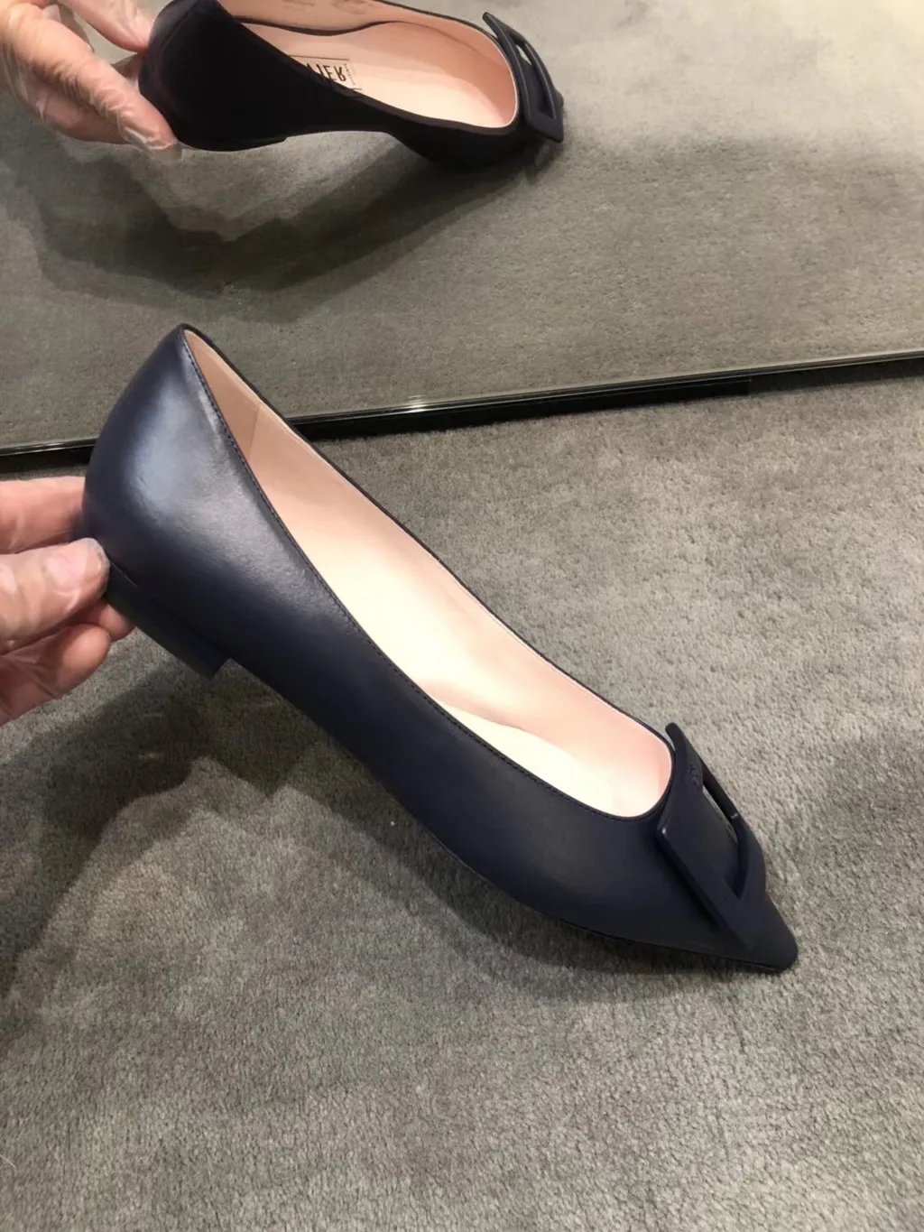 Roger Vivier Gommettine Pointed-Toe Flat Shoes