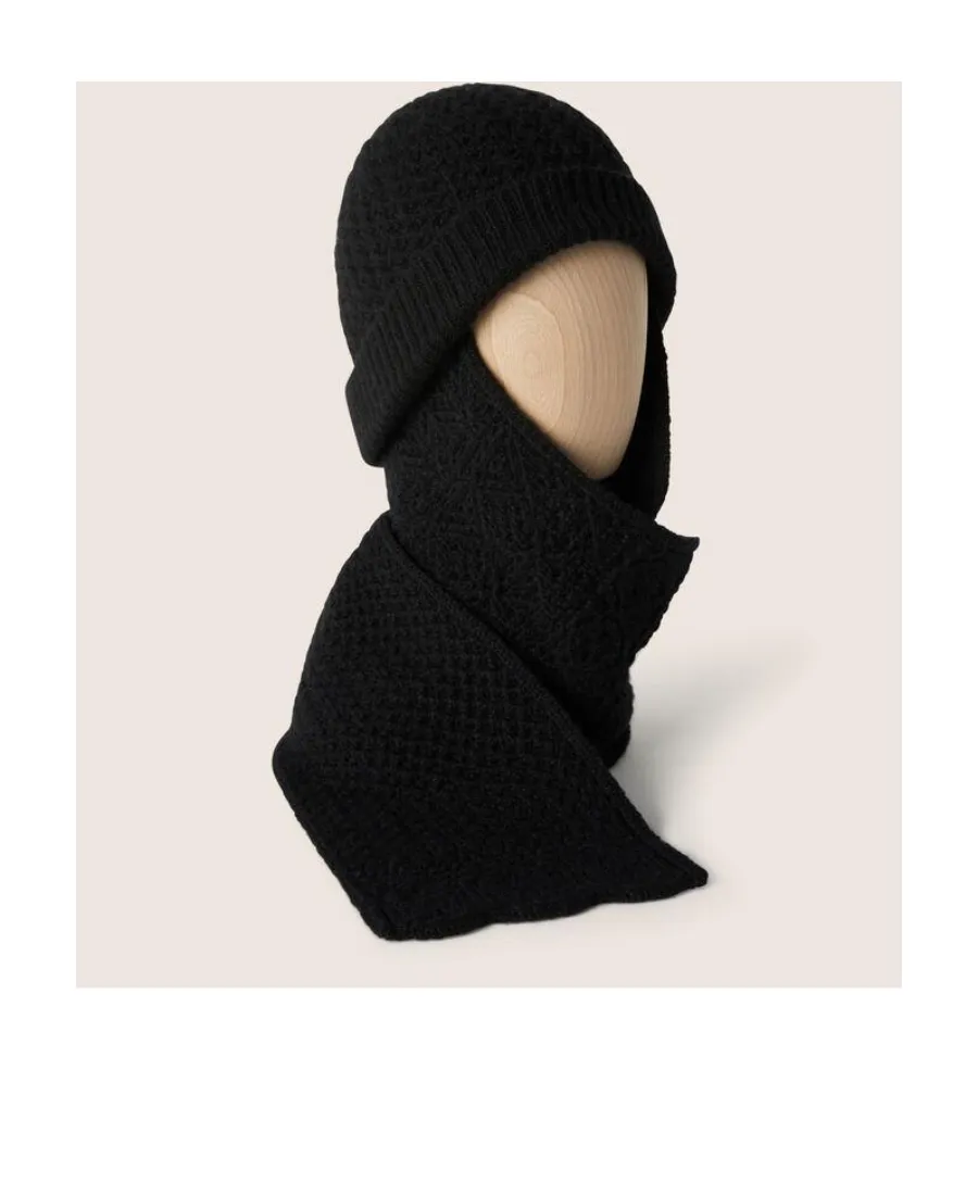 Knitted Hooded Cashmere Scarf