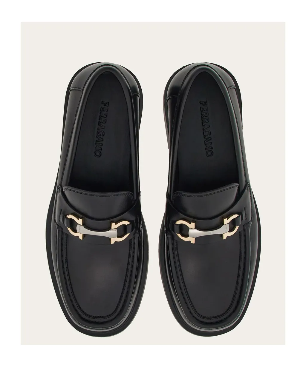 Salvatore Ferragamo Gancini-Plaque Slip-On Loafers