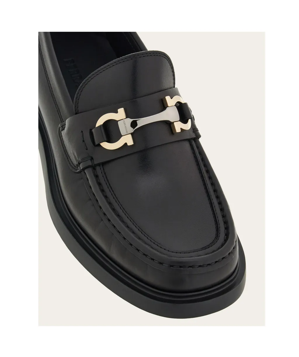 Salvatore Ferragamo Gancini-Plaque Slip-On Loafers