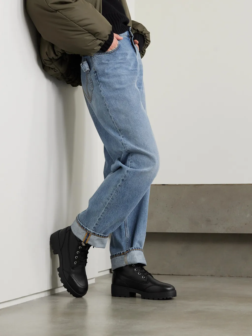 Round-Headed Short Boots