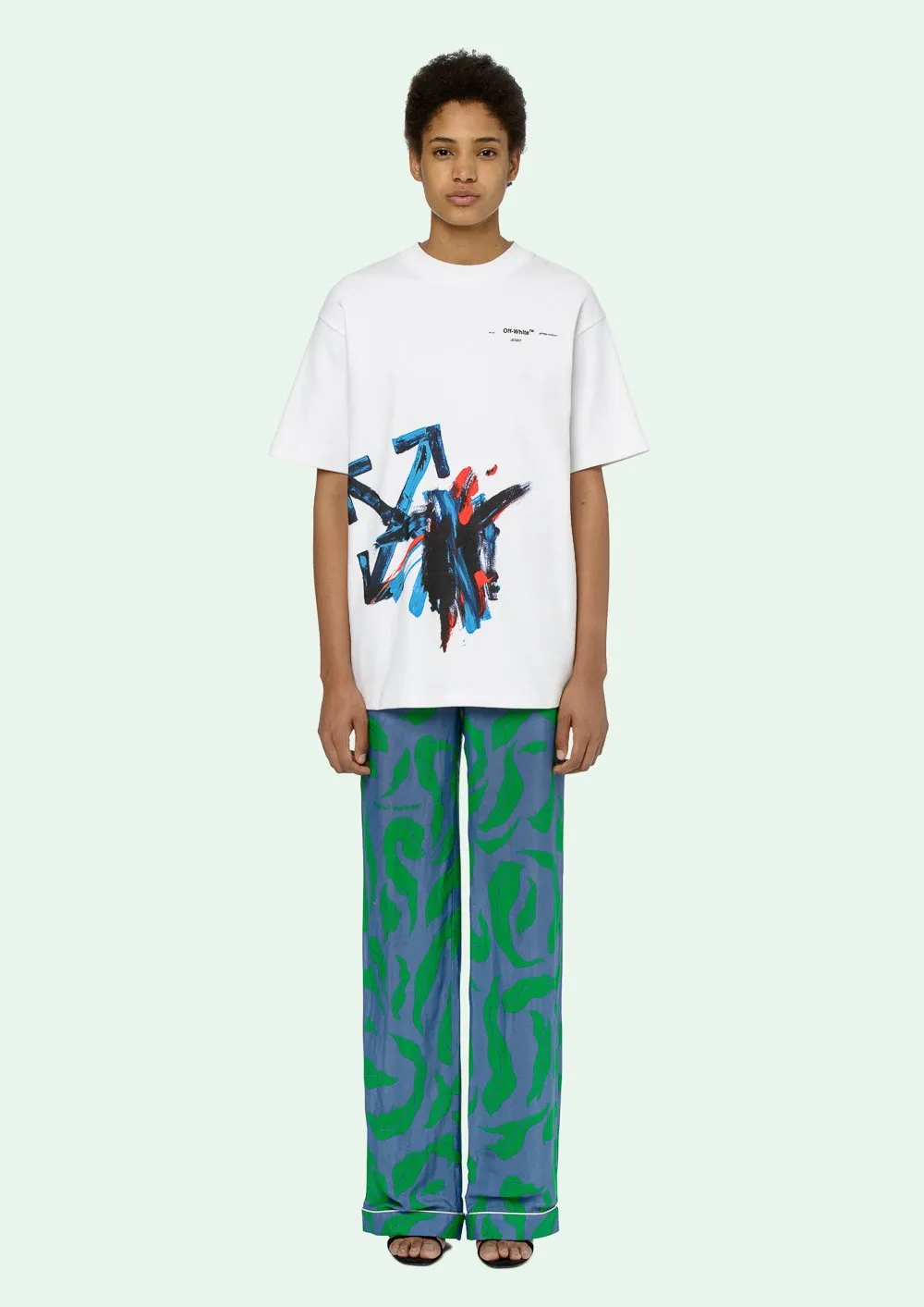 Oversized Brushstroke Arrow T-Shirt