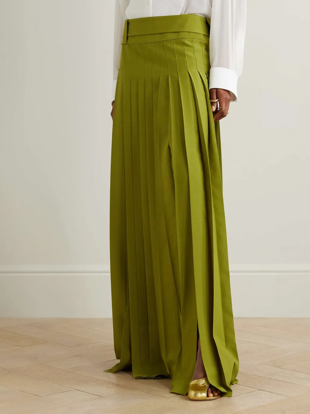 Pleated Skirt