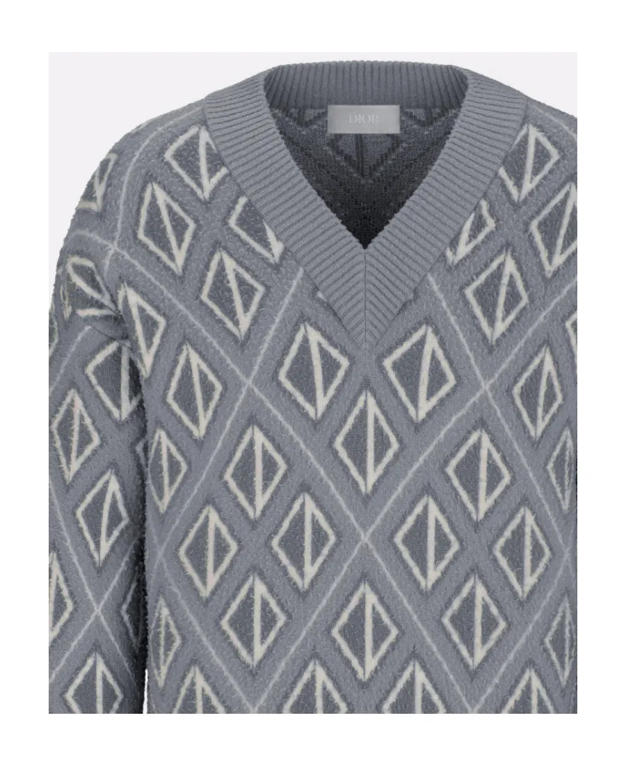 Long-Sleeved Knitted Pullover