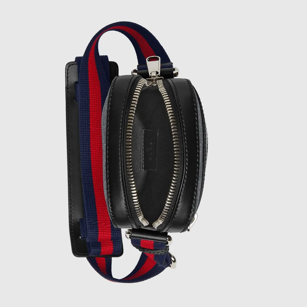Gucci Gg Supreme Messenger Bag
