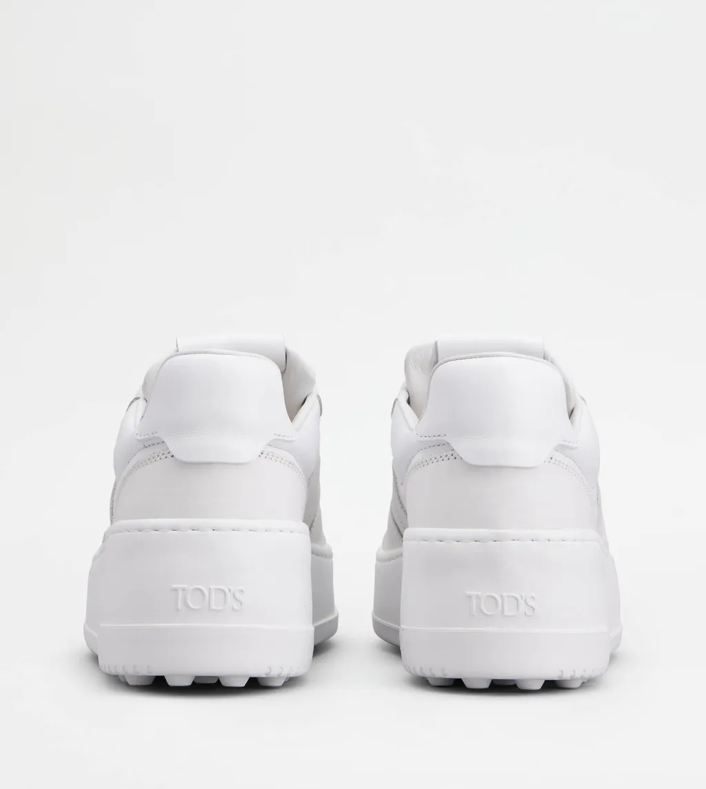Tod's Round-Toe Lace-Up Sneakers