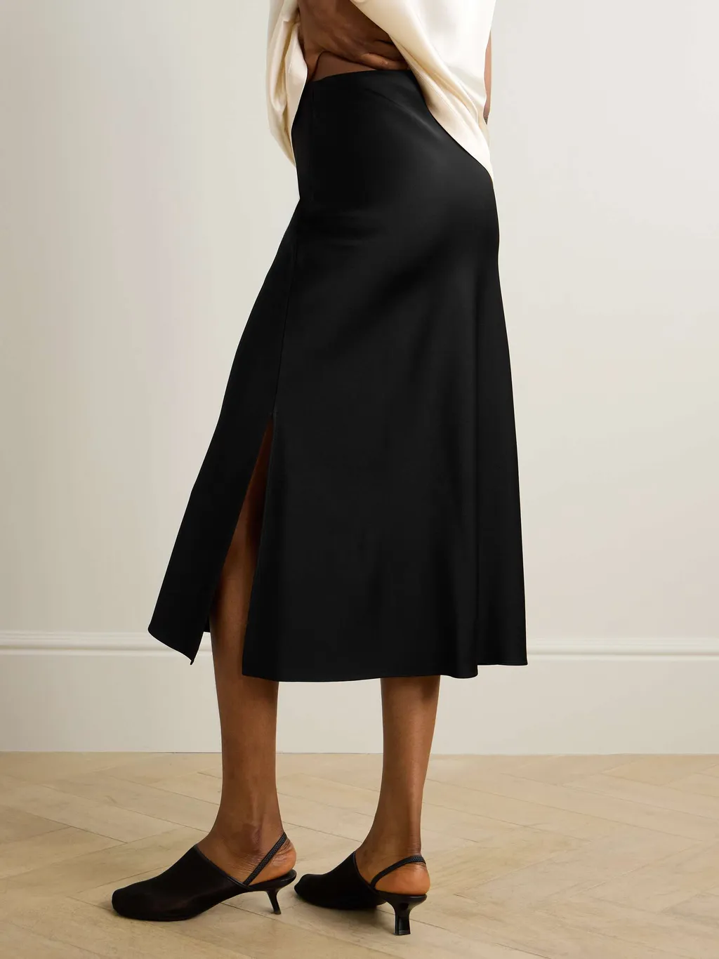 Elastic Waist Skirt