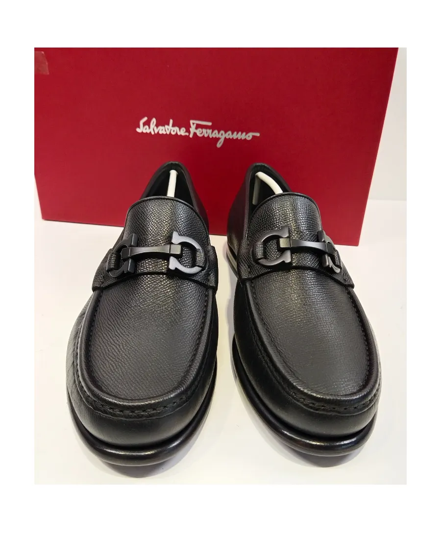 Salvatore Ferragamo Logo Plaque Slip-On Loafers