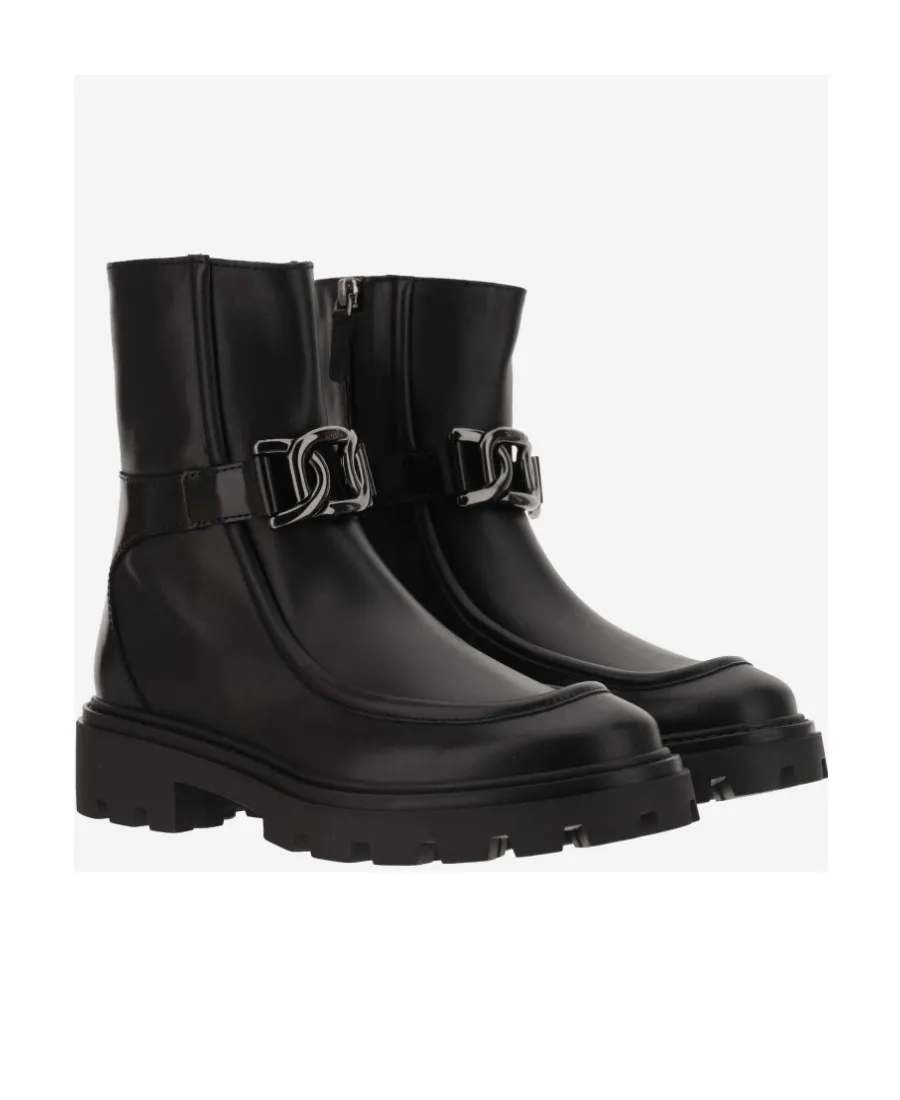Tod's Round Toe Side Zipped Ankle Boots