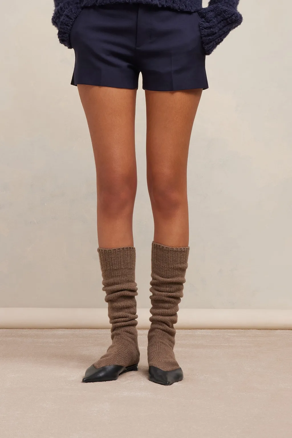 Pointed Flat-Soled Muller Shoes
