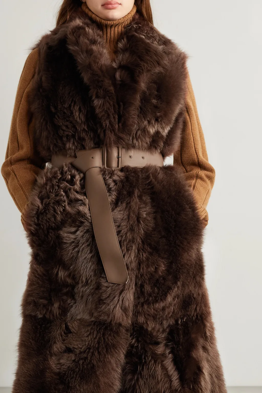 Wear Two Girdle Sleeveless Coats