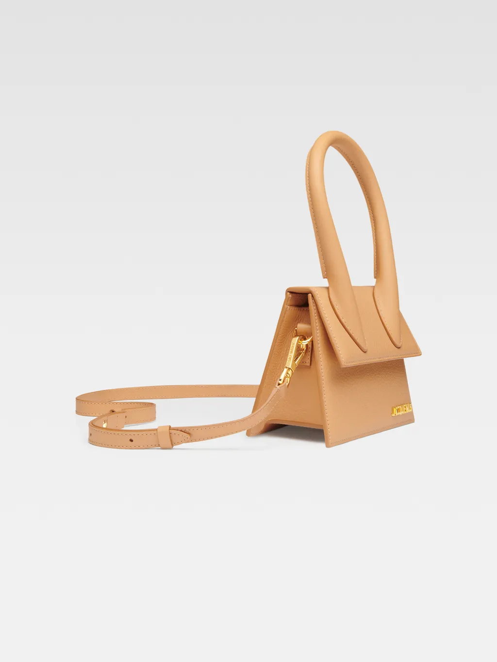 Jacquemus Le Chiquito Moyen Tote Bag