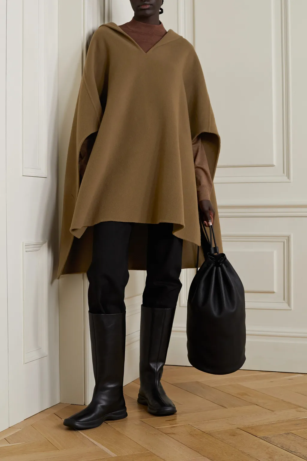 Nusa Hooded Cloak