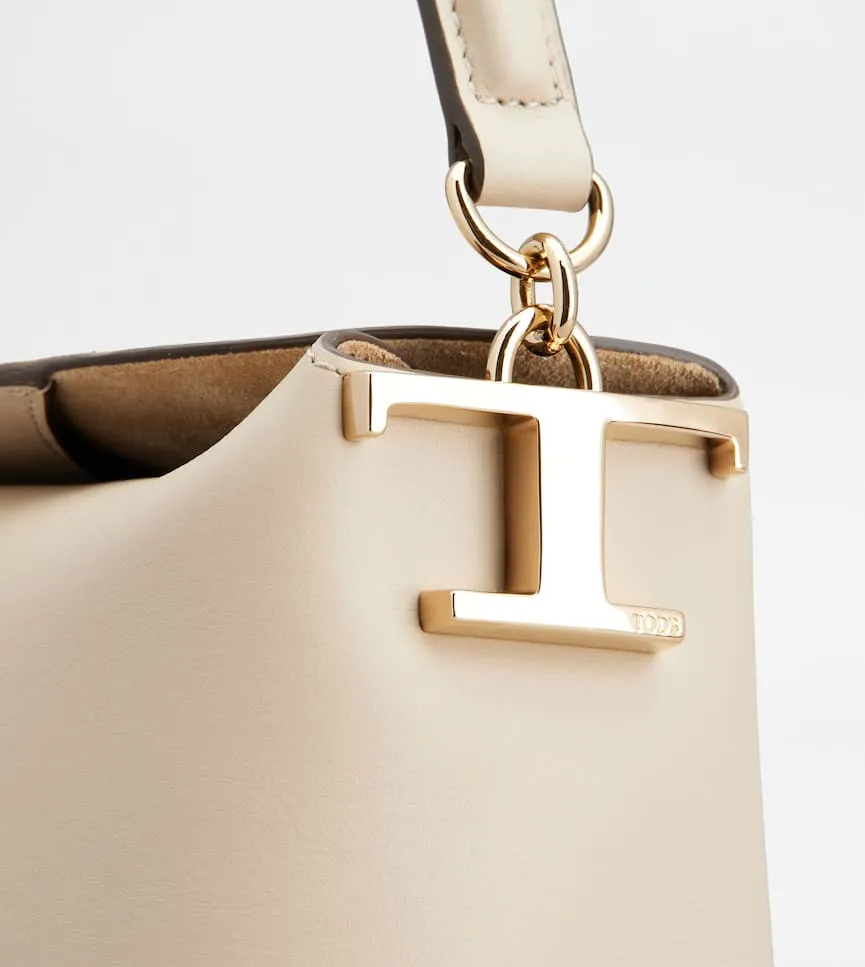 T Case Leather Shoulder Bag