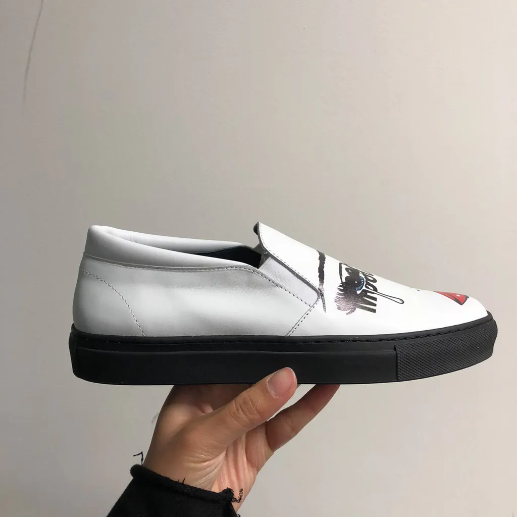 Portrait Print Set Shoes