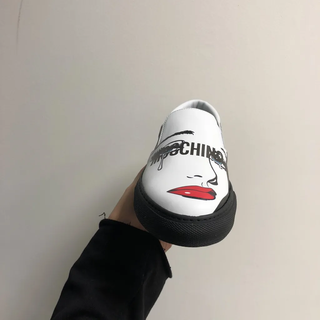 Portrait Print Set Shoes