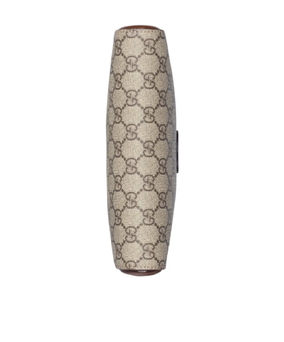 Gucci Gg Supreme Zipped Messenger Bag