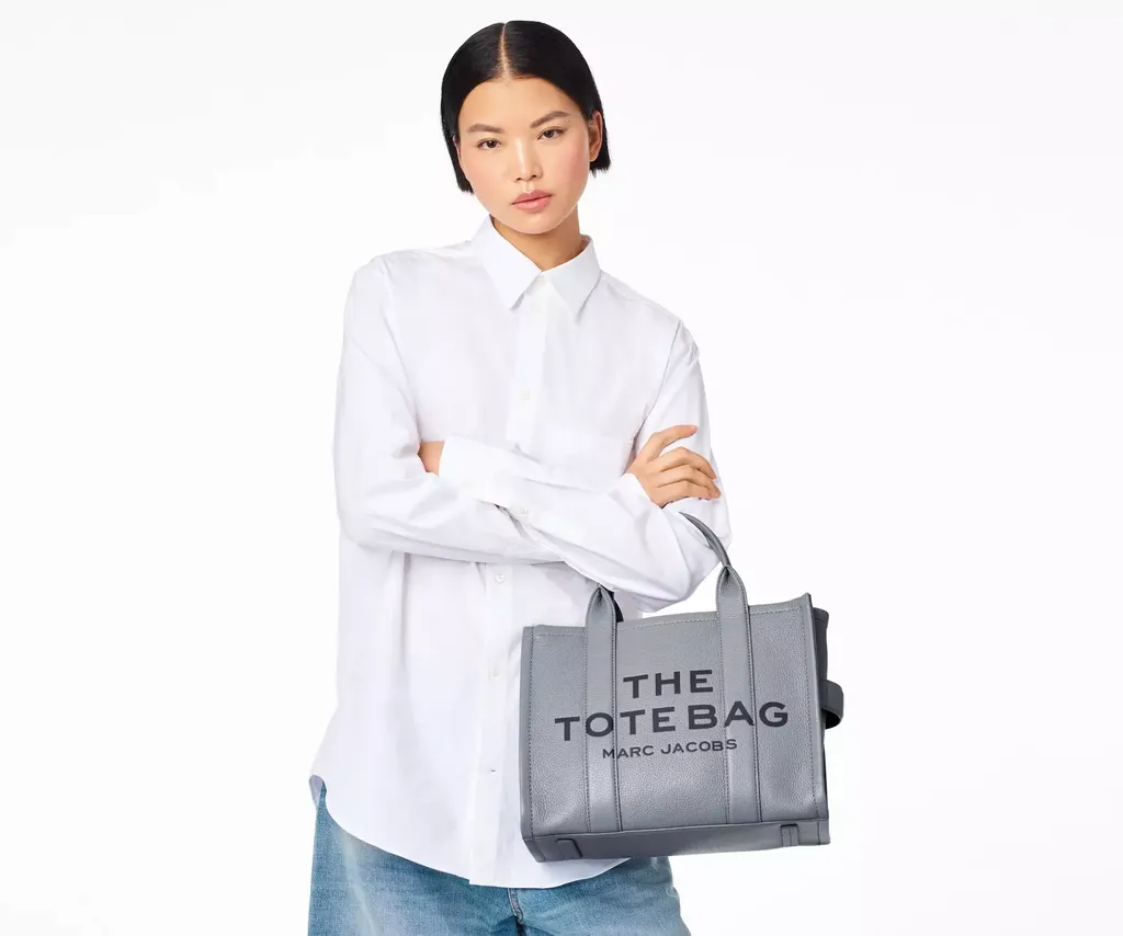 Marc Jacobs The Medium Tote Bag