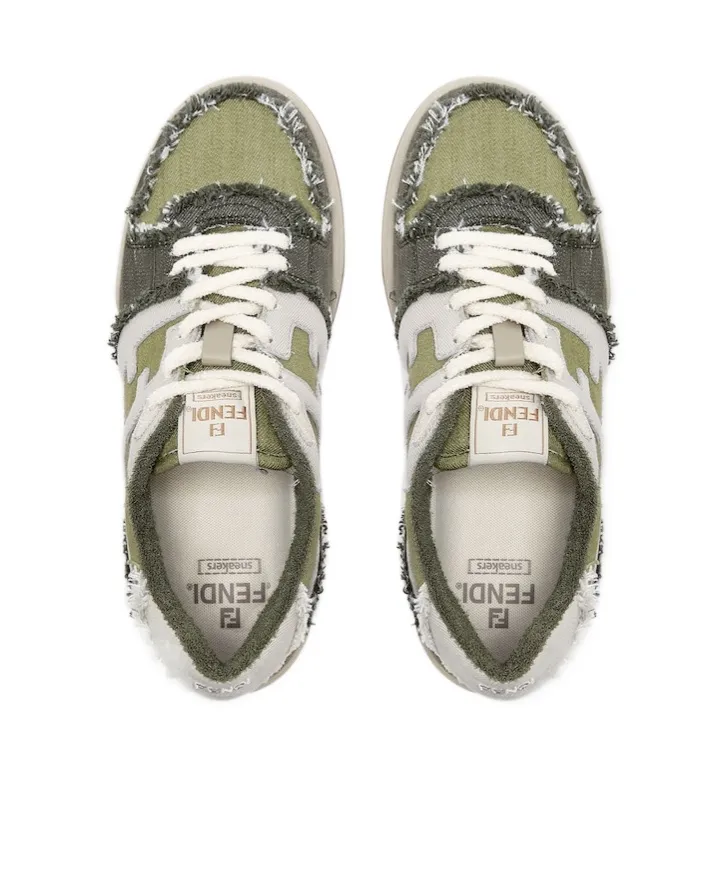 Fendi Logo Detailed Low-Top Sneakers