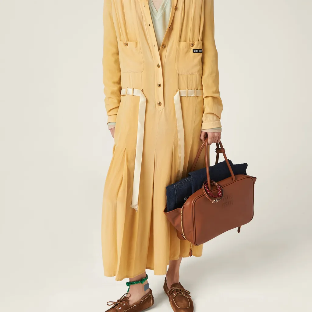 Miu Miu Beau Logo-Debossed Zipped Tote Bag