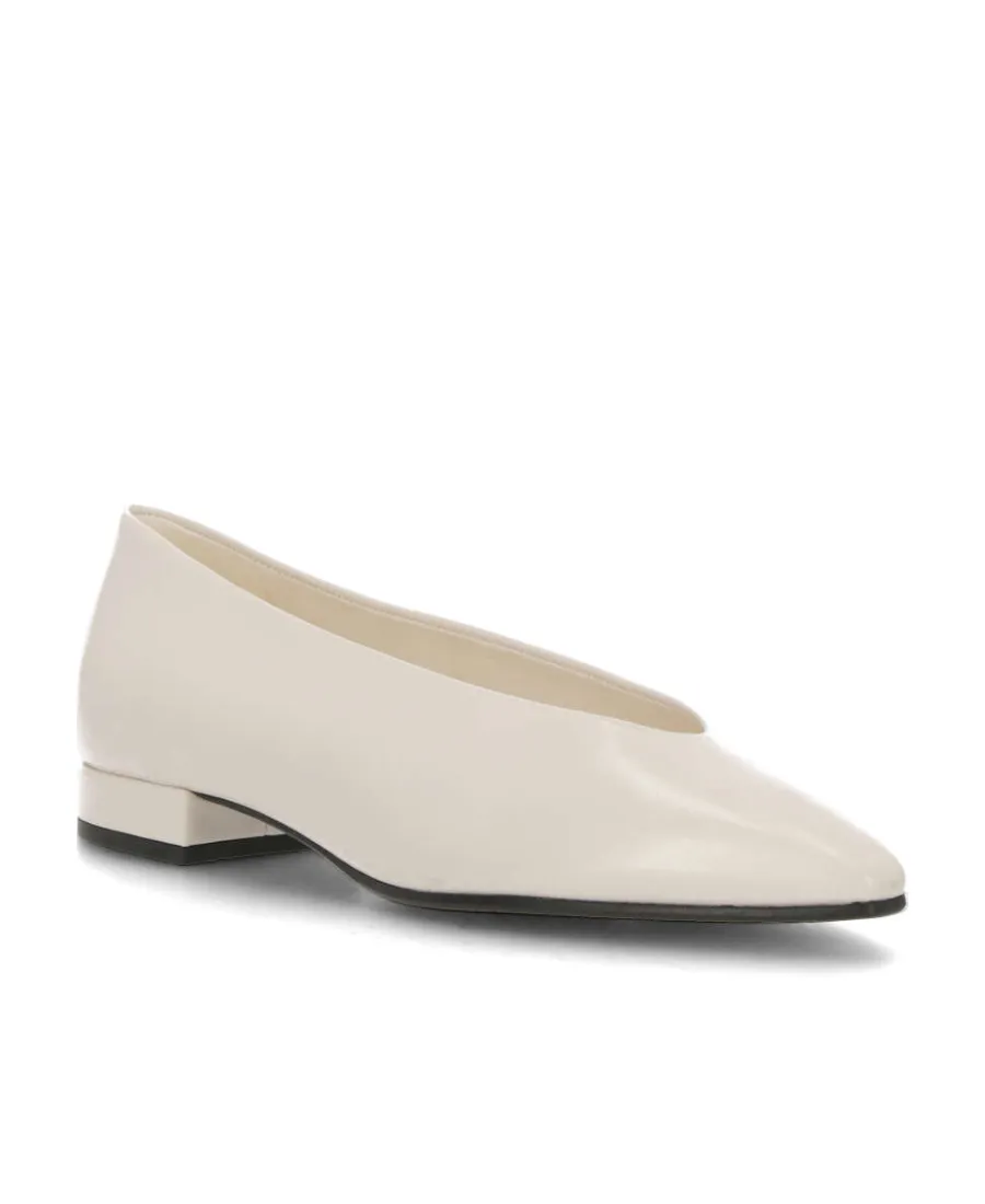Loro Piana Rebecca Pointed-Toe Ballerina Shoes