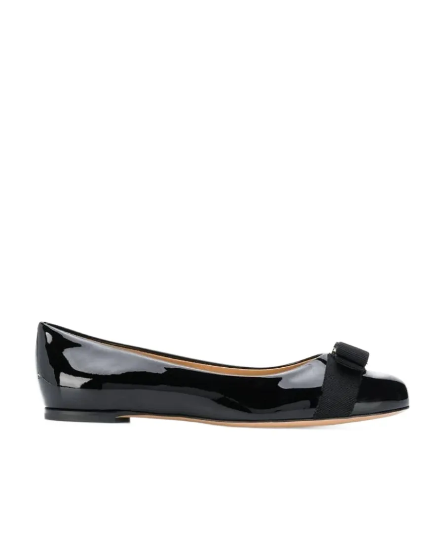Salvatore Ferragamo Varina Bow Detailed Ballerinas