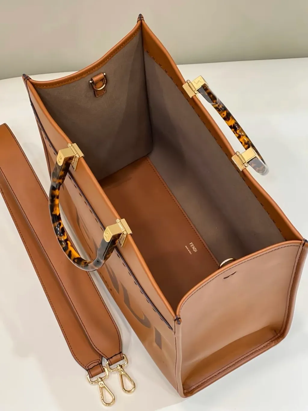Fendi Sunshine Medium Tote Bag
